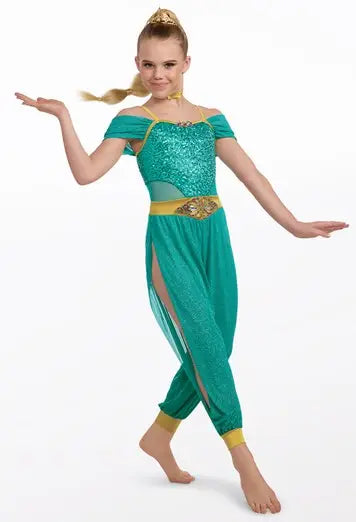 Scout's Solo Costume